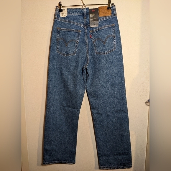 Levi's® Premium Ribcage Straight Ankle jeans - Picture 4 of 12